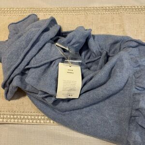 Elegant Blue Women's Scarf